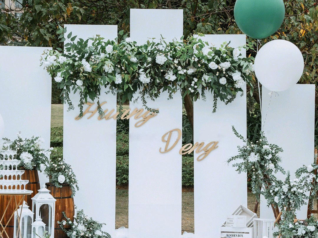 一生太短暂，遇到喜欢的人就要认真喜欢