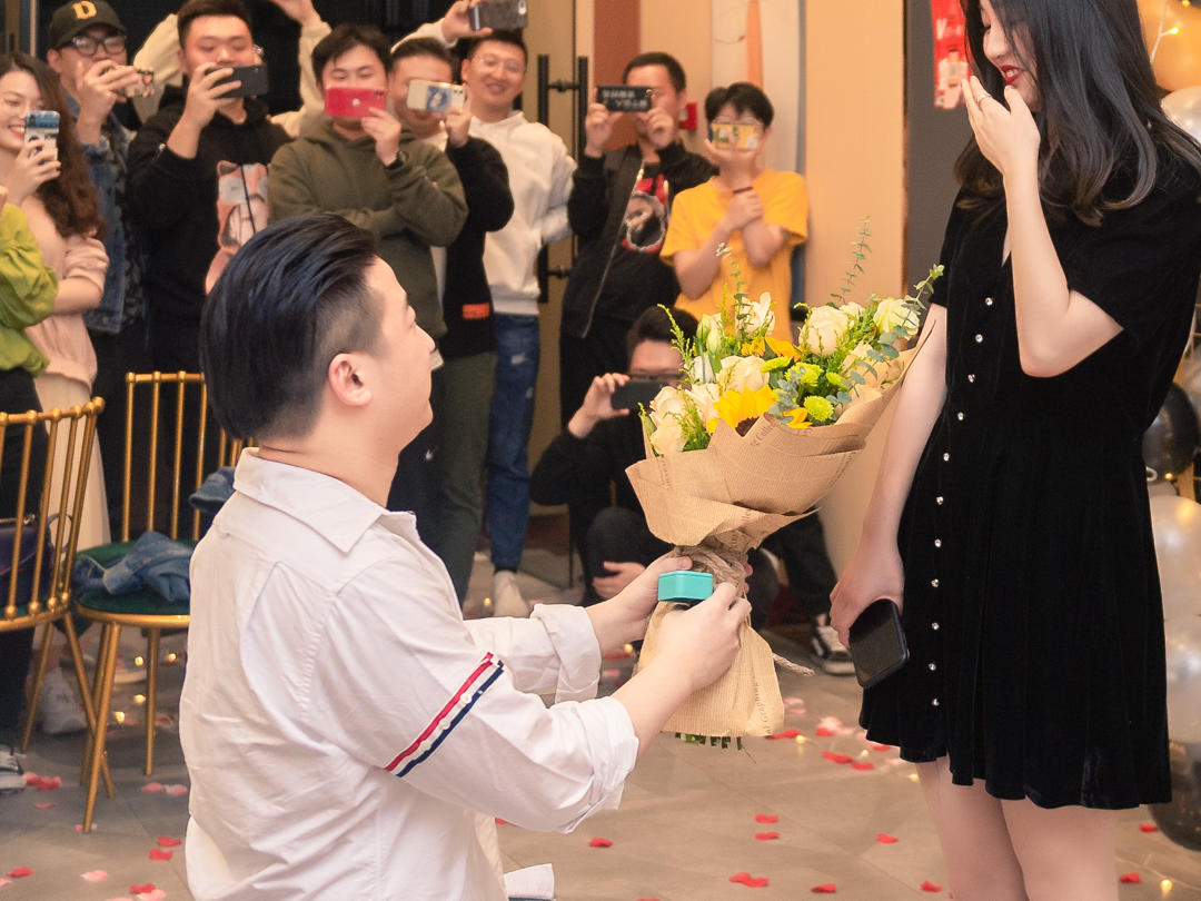 求婚摄影登记领证婚礼摄影摄像跟拍拍照录像照片视频
