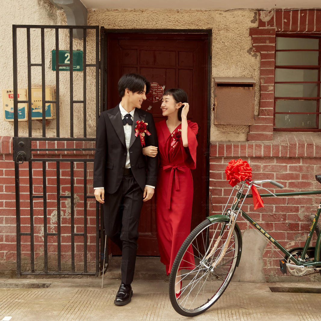 父母式婚纱照 喜嫁  年代感婚纱照