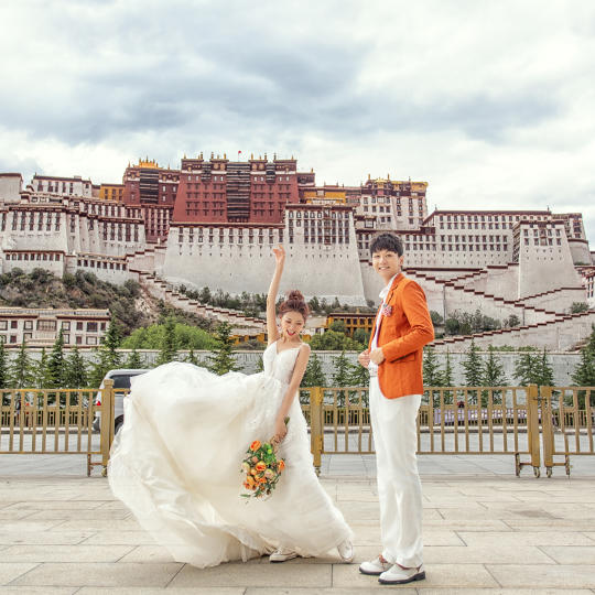西藏拉萨市区旅拍婚纱 民族时尚