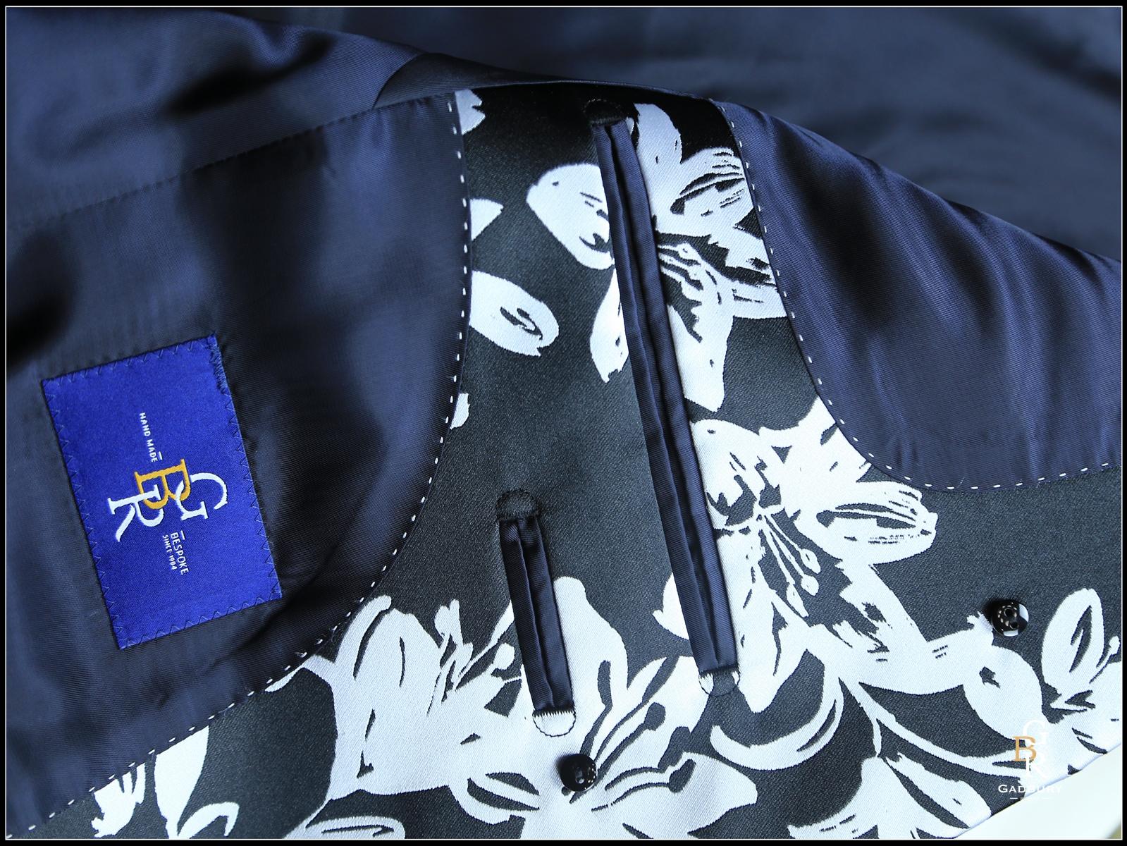 【永恒系列】百合优雅品质黑白提花西服