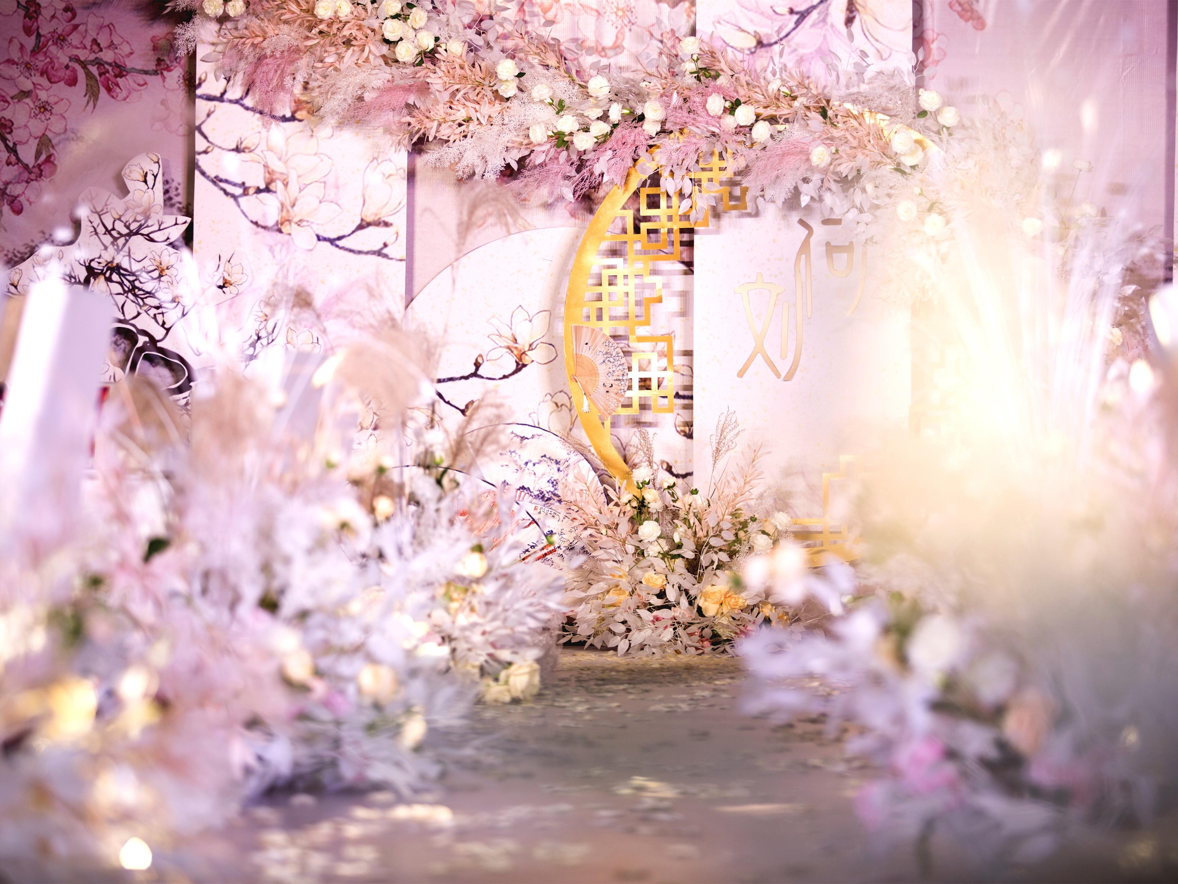 粉色新中式 春天的气息 含四大人员