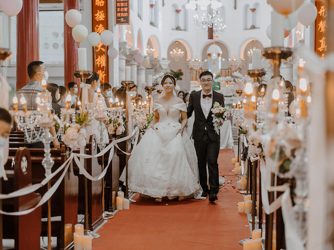 保定天主教堂婚礼—爱的真谛套系，送水中取戒仪式