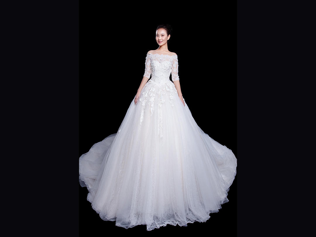 嫁日2019主推新款婚纱礼服3件套