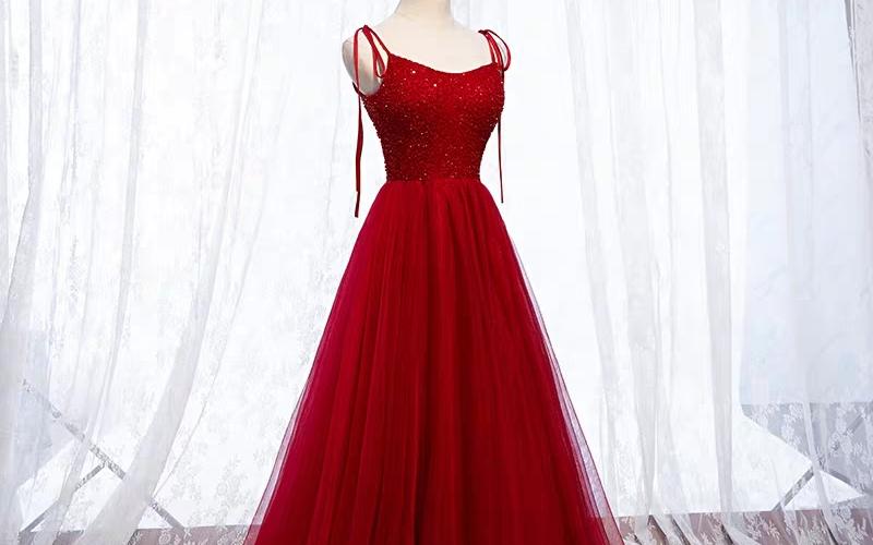 【甜美可爱】吊带敬酒服重工