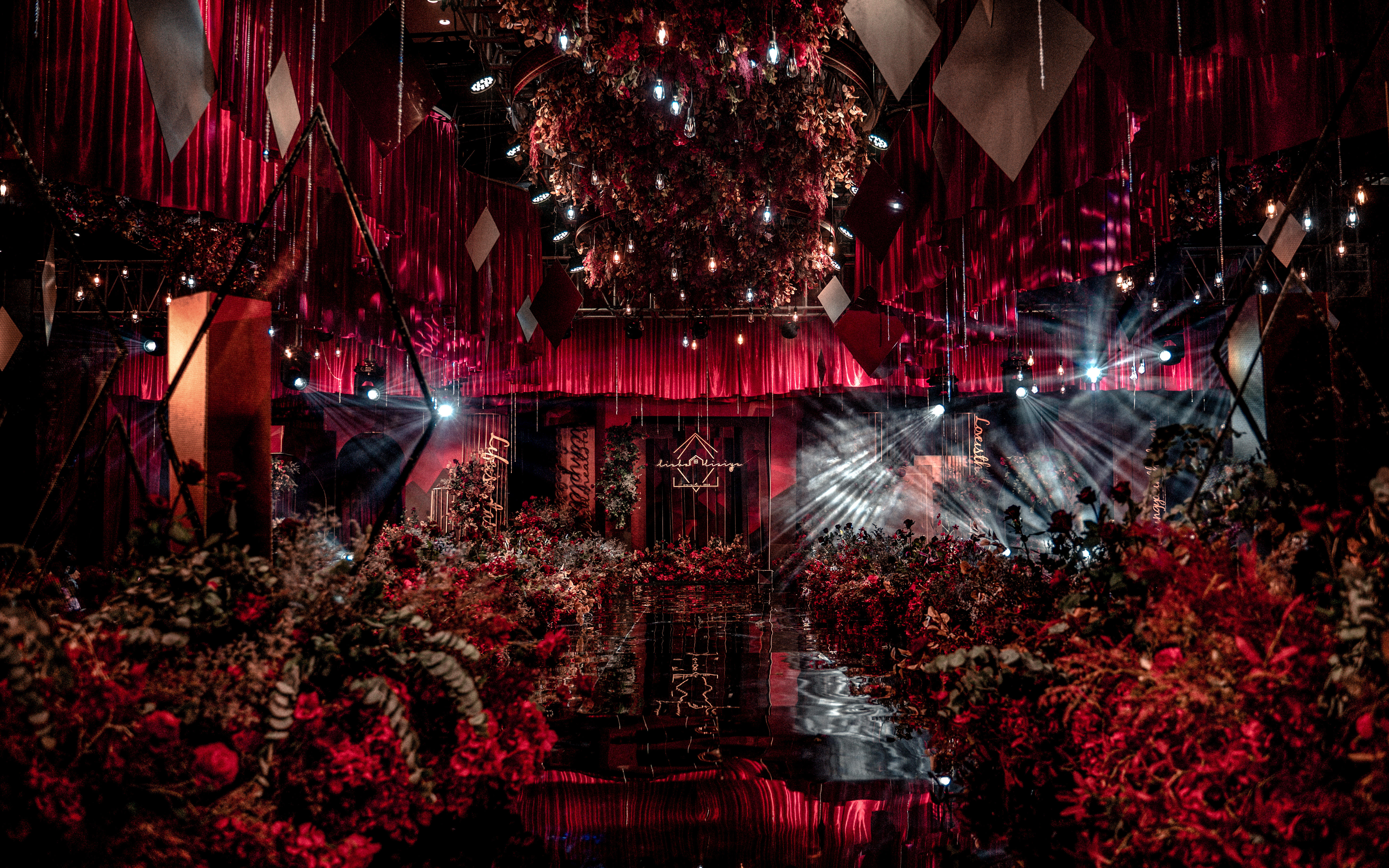 『浪漫纪婚礼艺术空间｜婚礼欣赏』