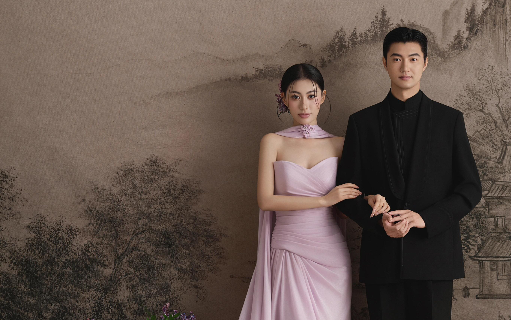 透过中式窗棂，将时光温柔定格 