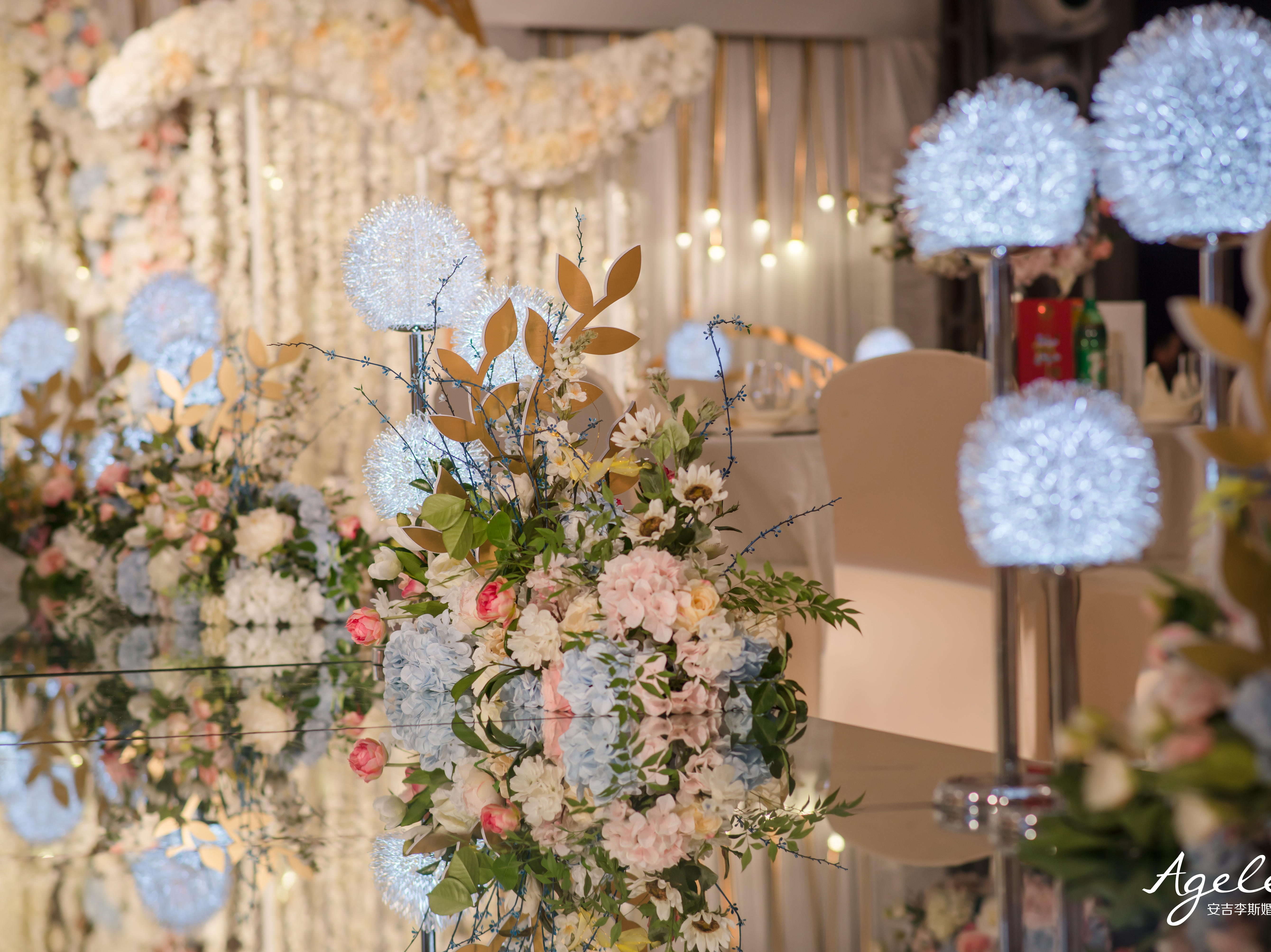 香槟金简约风婚礼丨为爱敞开的心门