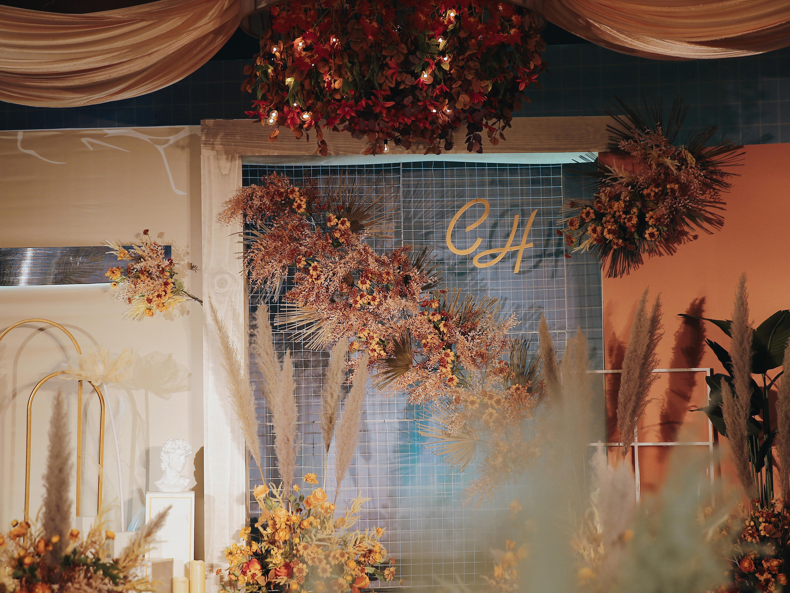 【洛亚皇朝婚礼】秋色系婚礼《印象拾年》 