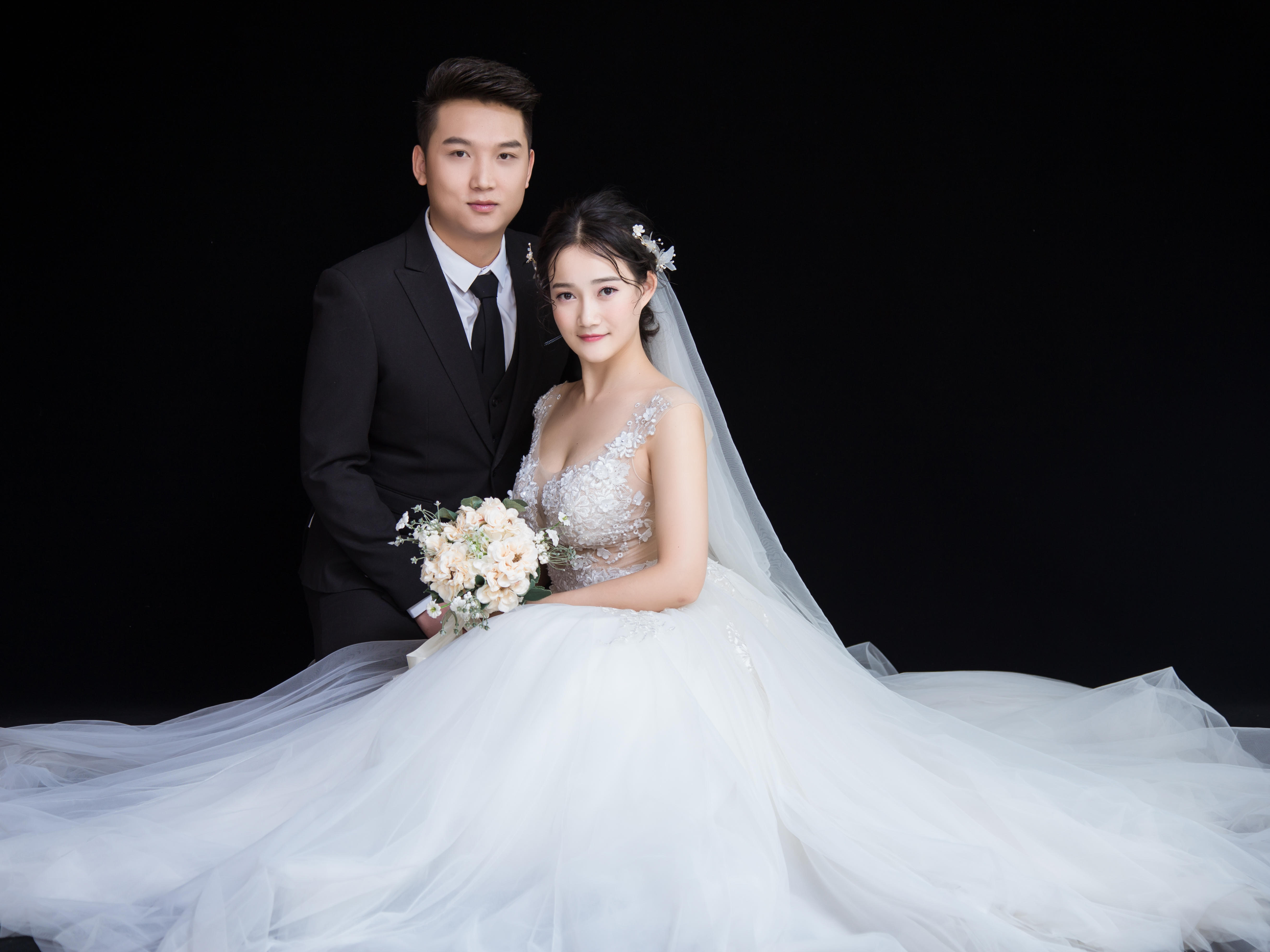 楚雄婚纱店_楚雄师范学院(3)