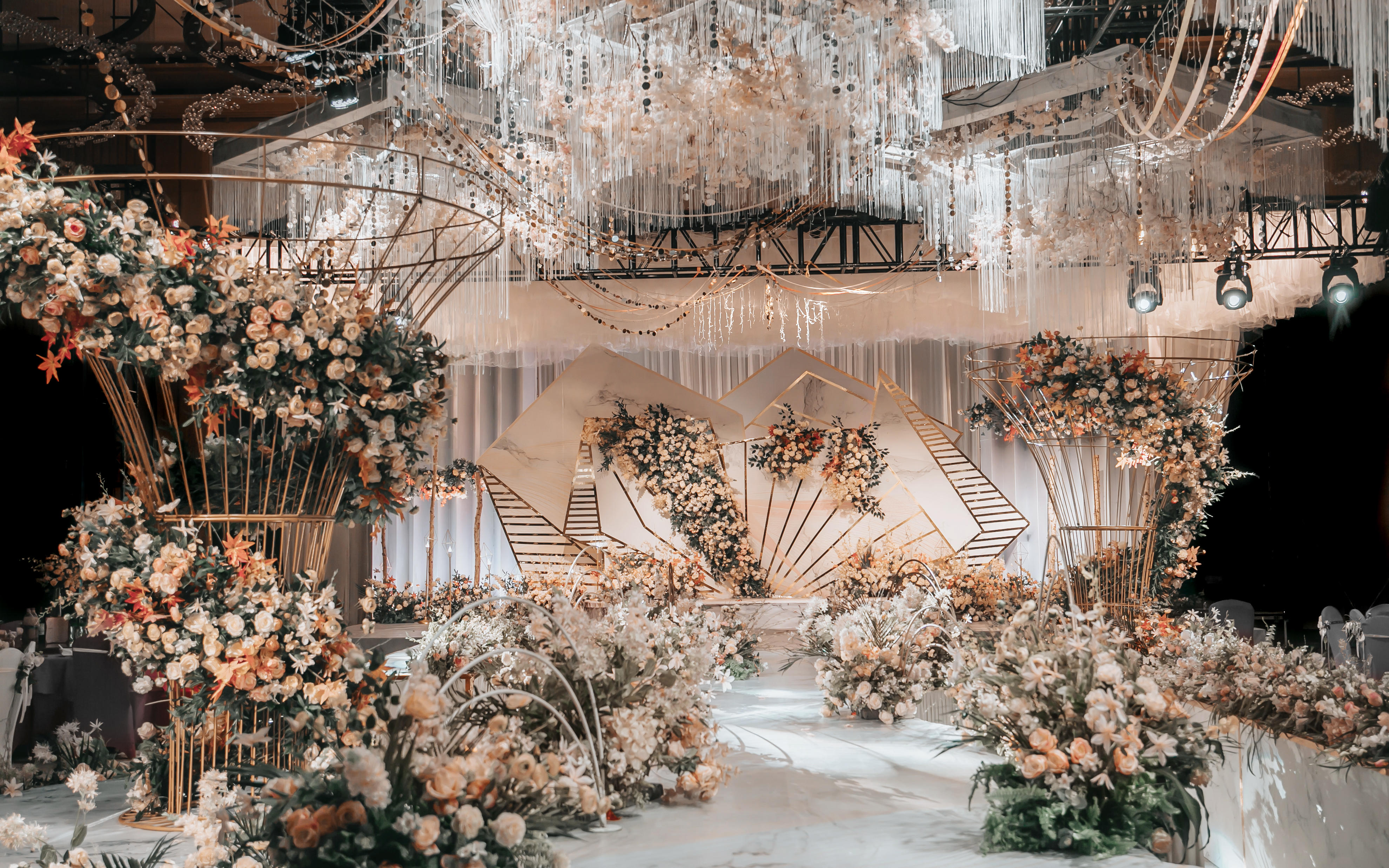 我在这里等你遇见/香槟色主题婚礼