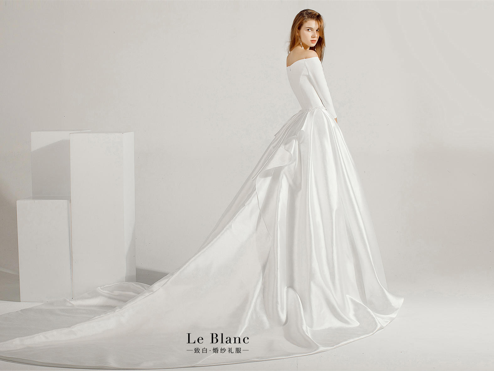 【致白轻奢】奢华大拖尾婚纱 7件套