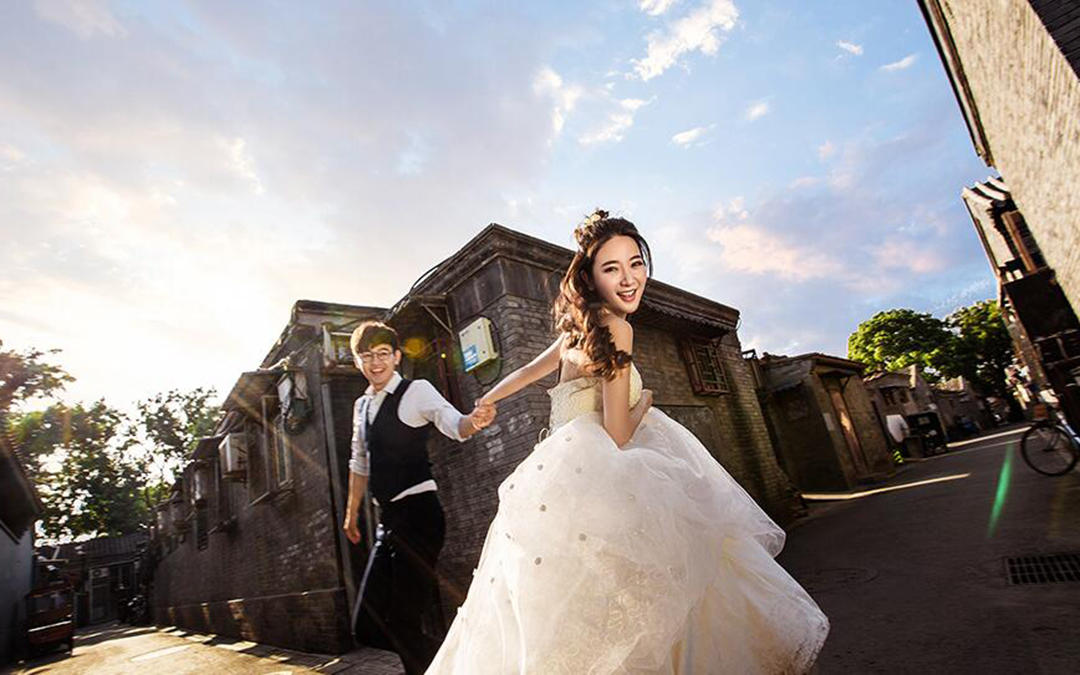 婚纱套餐【倾城之恋】总监+8套服装+200张