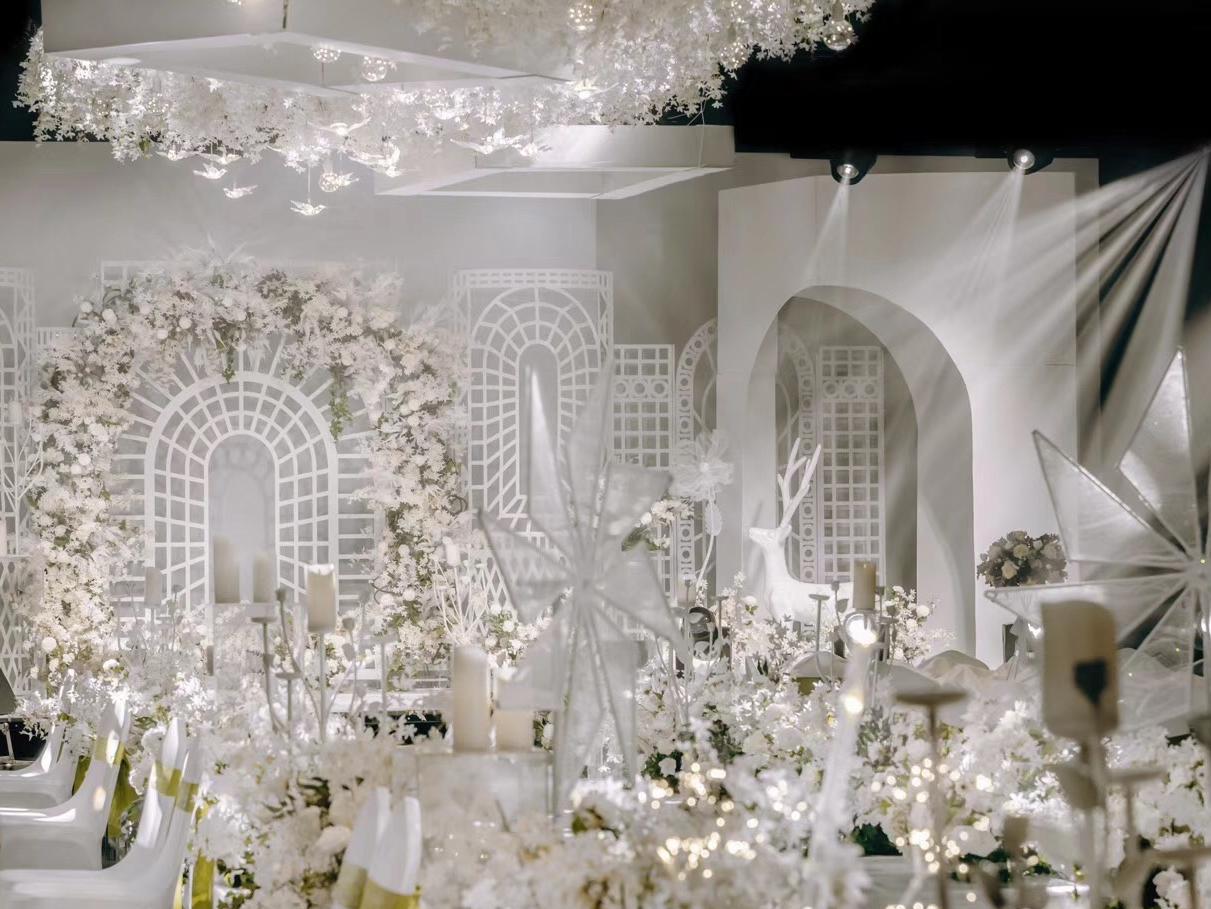 简约高端婚礼 白月光和朱砂痣都是你