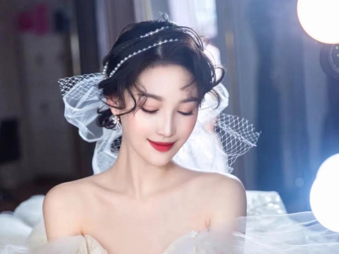 【尚善造型】资深老师全天跟妆三套造型