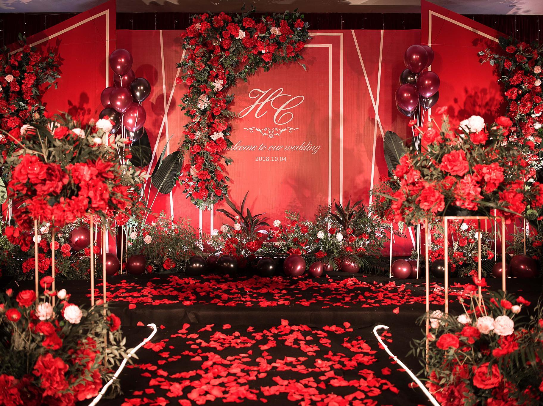 热卖或人气推荐---红色现代简约婚礼