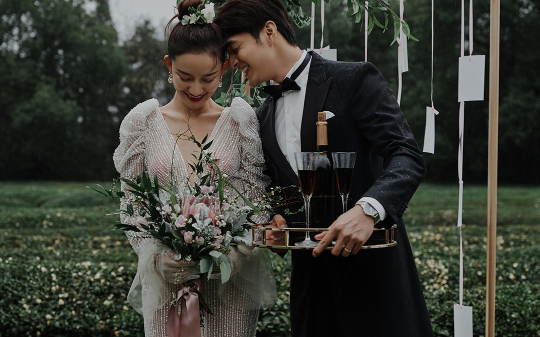 ins婚照+多外景拍摄+内景通拍+服装任选