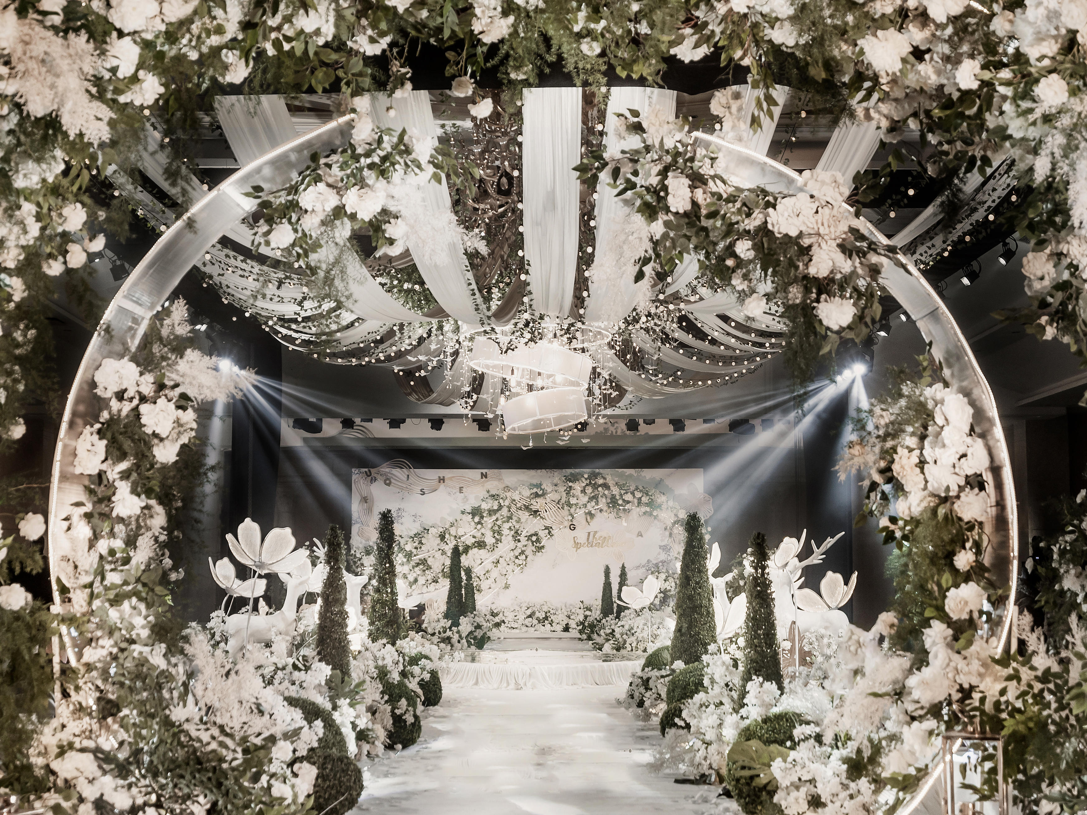 绚烂之光高端定制森系婚礼 包含四大