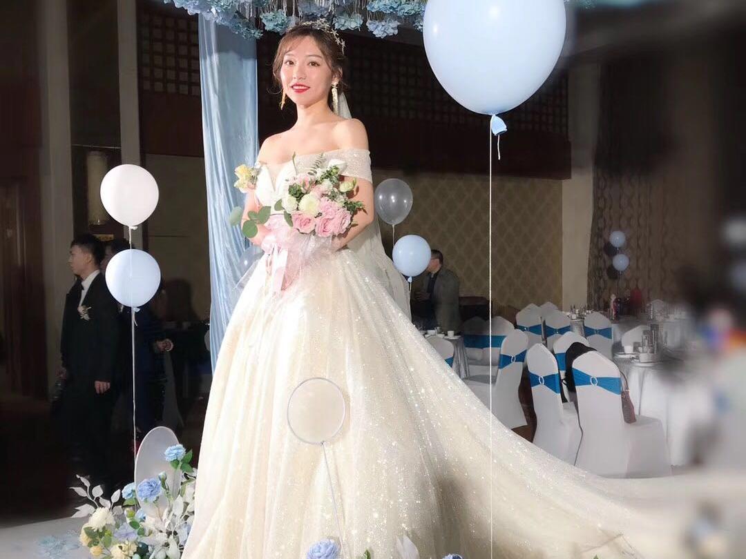 定制新娘妆3妆面3造型＋新款高端有质感婚纱礼服