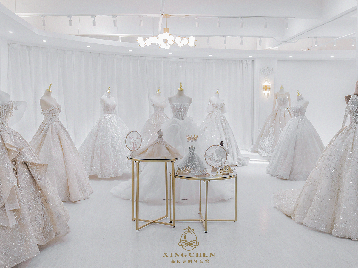 星辰国际|婚纱套餐 【赠首席化妆师】