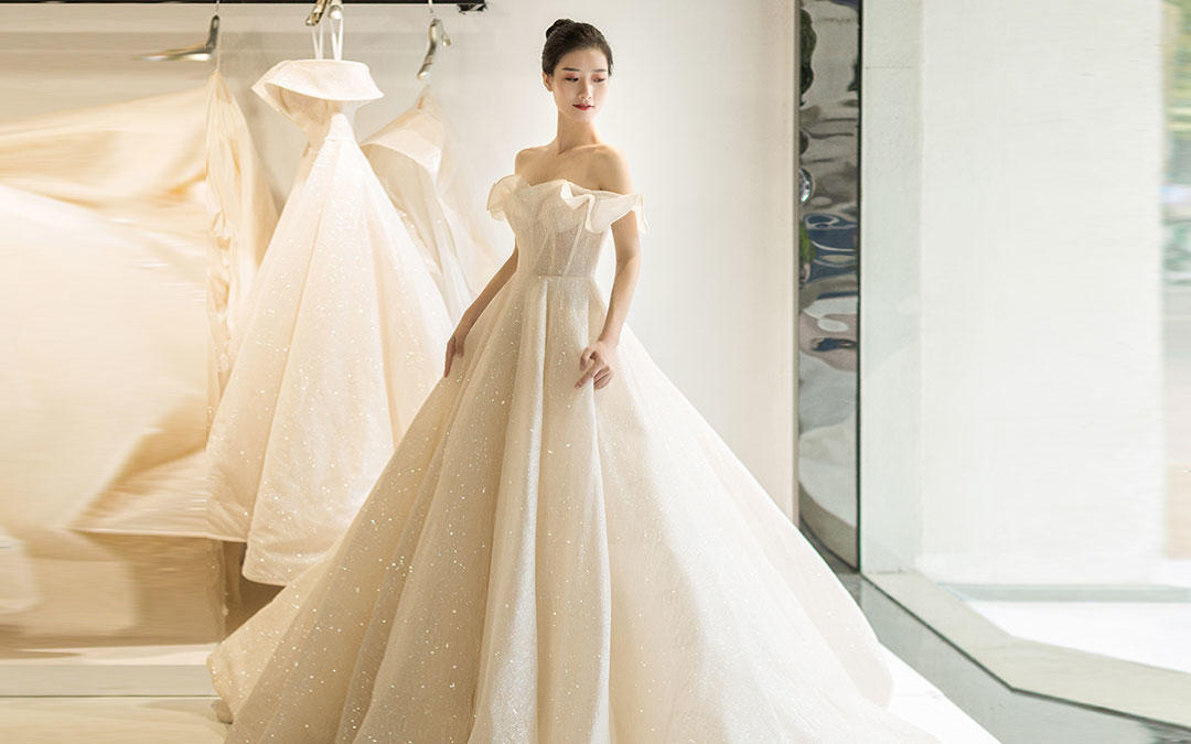 拂过肌肤的不是婚纱 而是心动