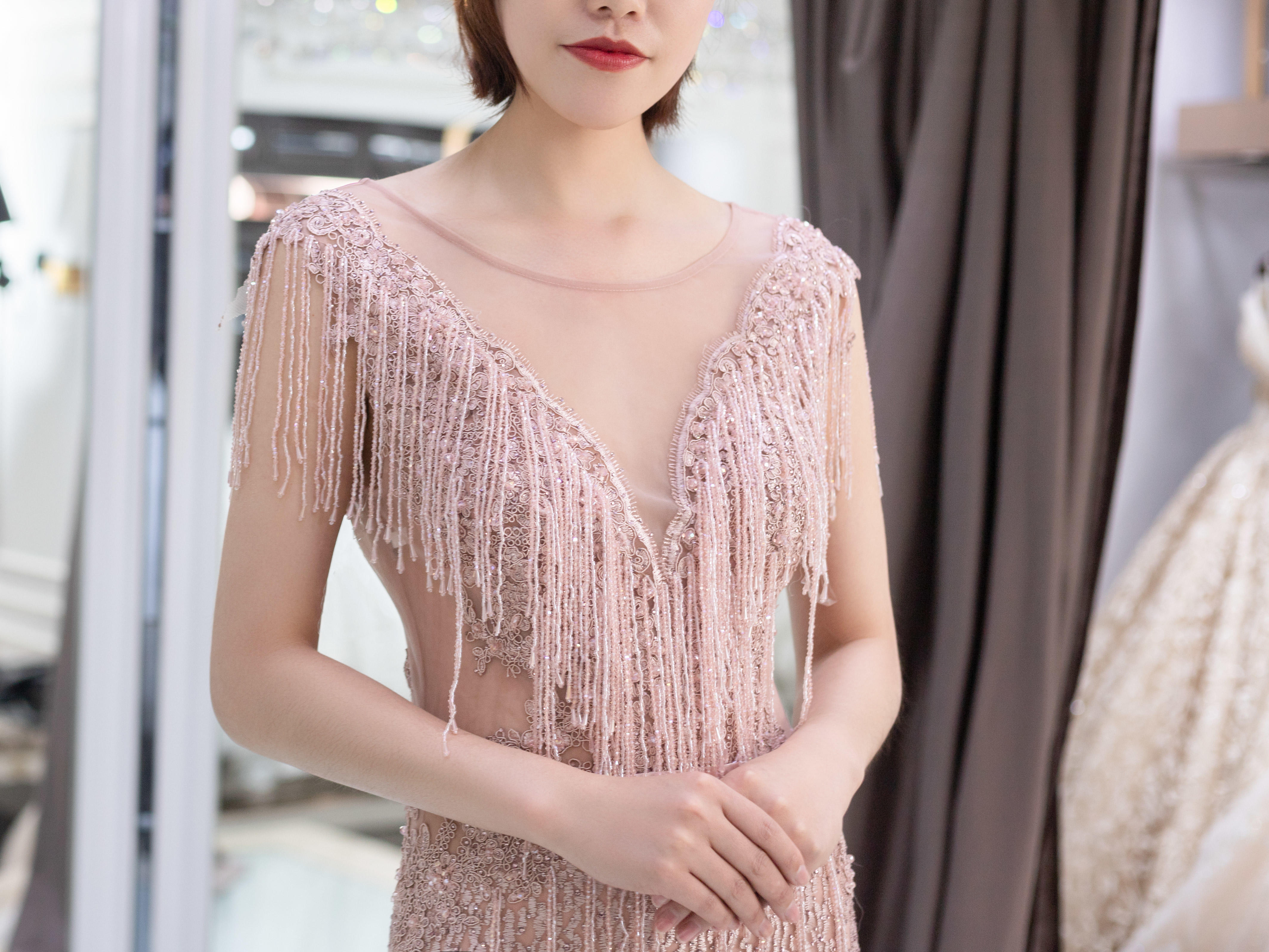 【品位婚纱】主纱+秀禾+敬酒服三件套租赁套餐