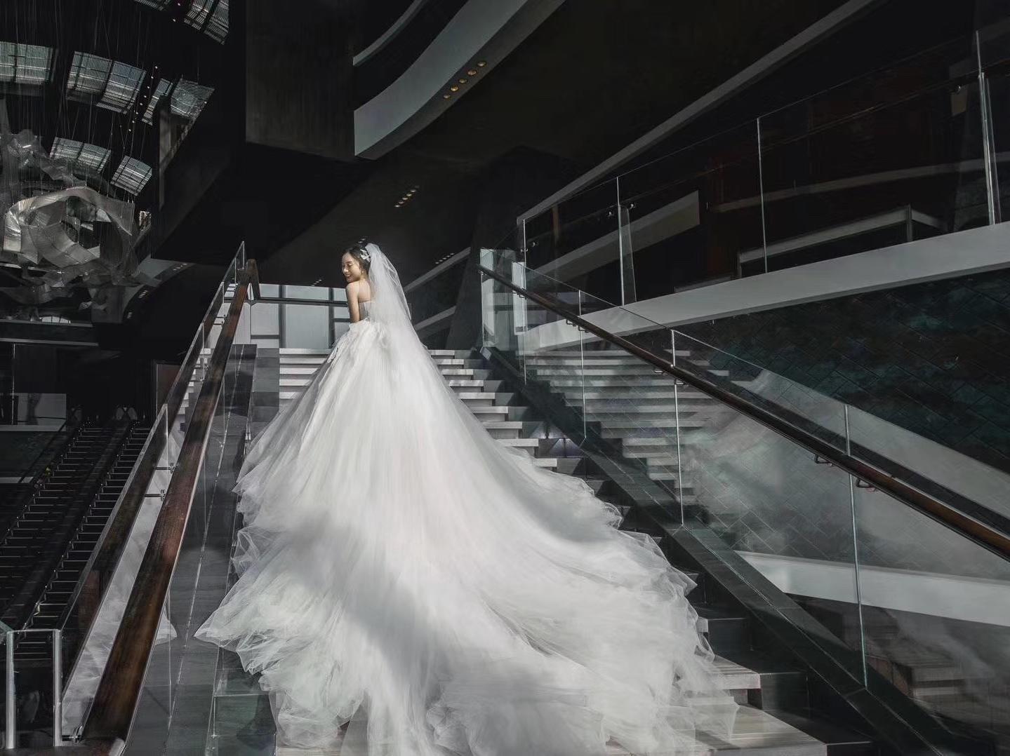 超值 | 轻奢系列4件套+资深造型师跟妆一天