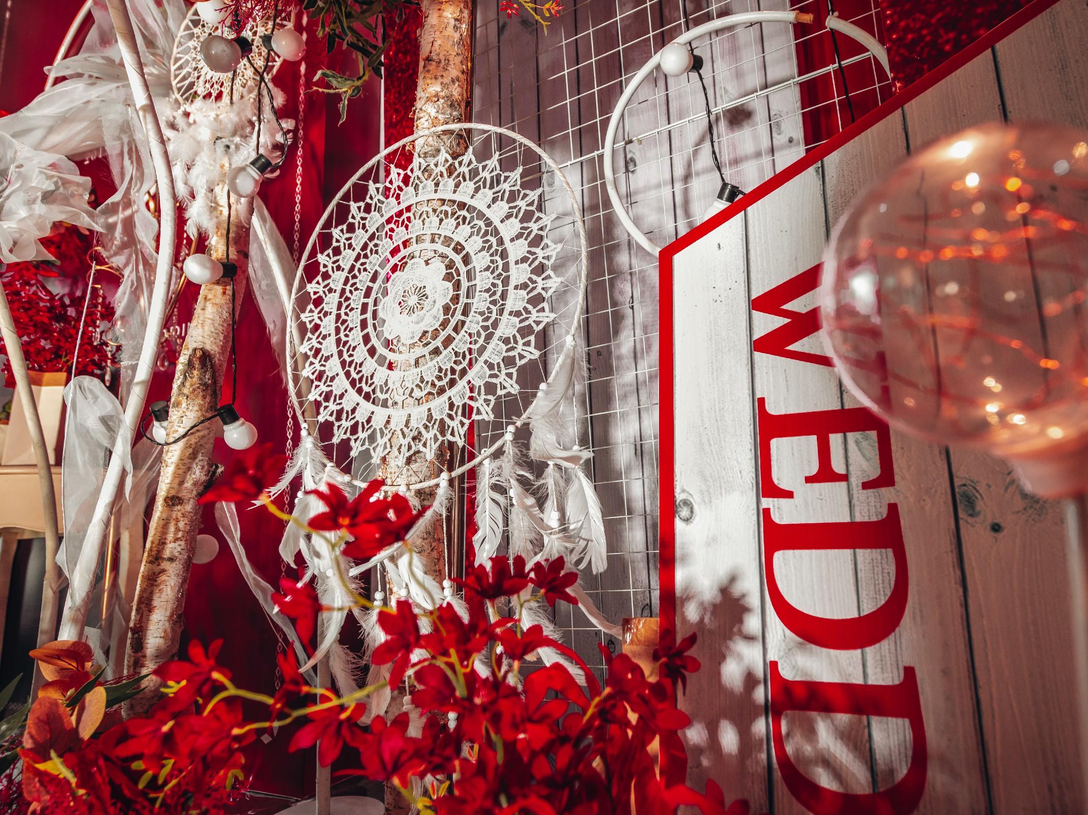 I DO婚礼-白红色简约风格