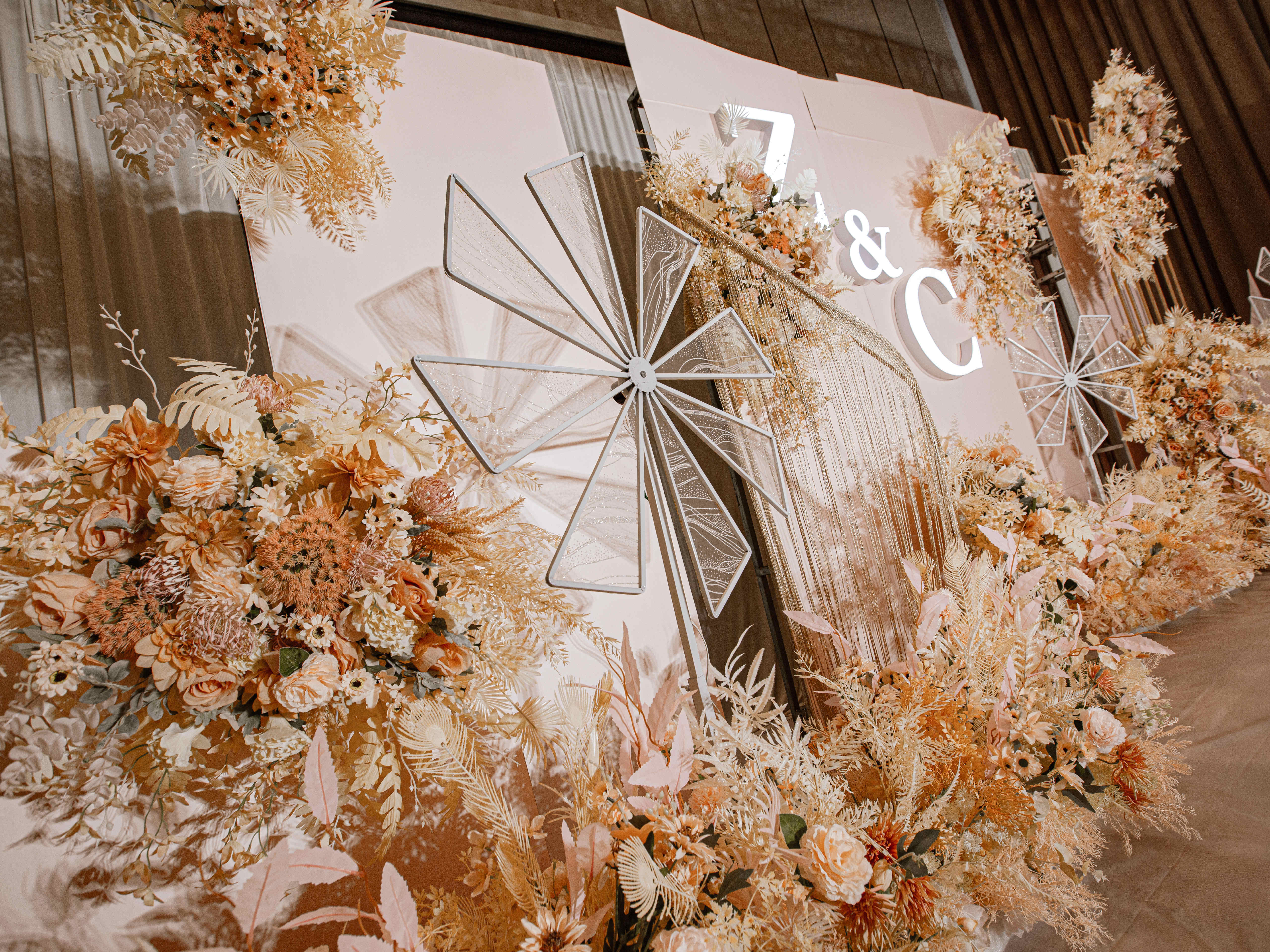 1.1翔宇豪生大酒店三楼