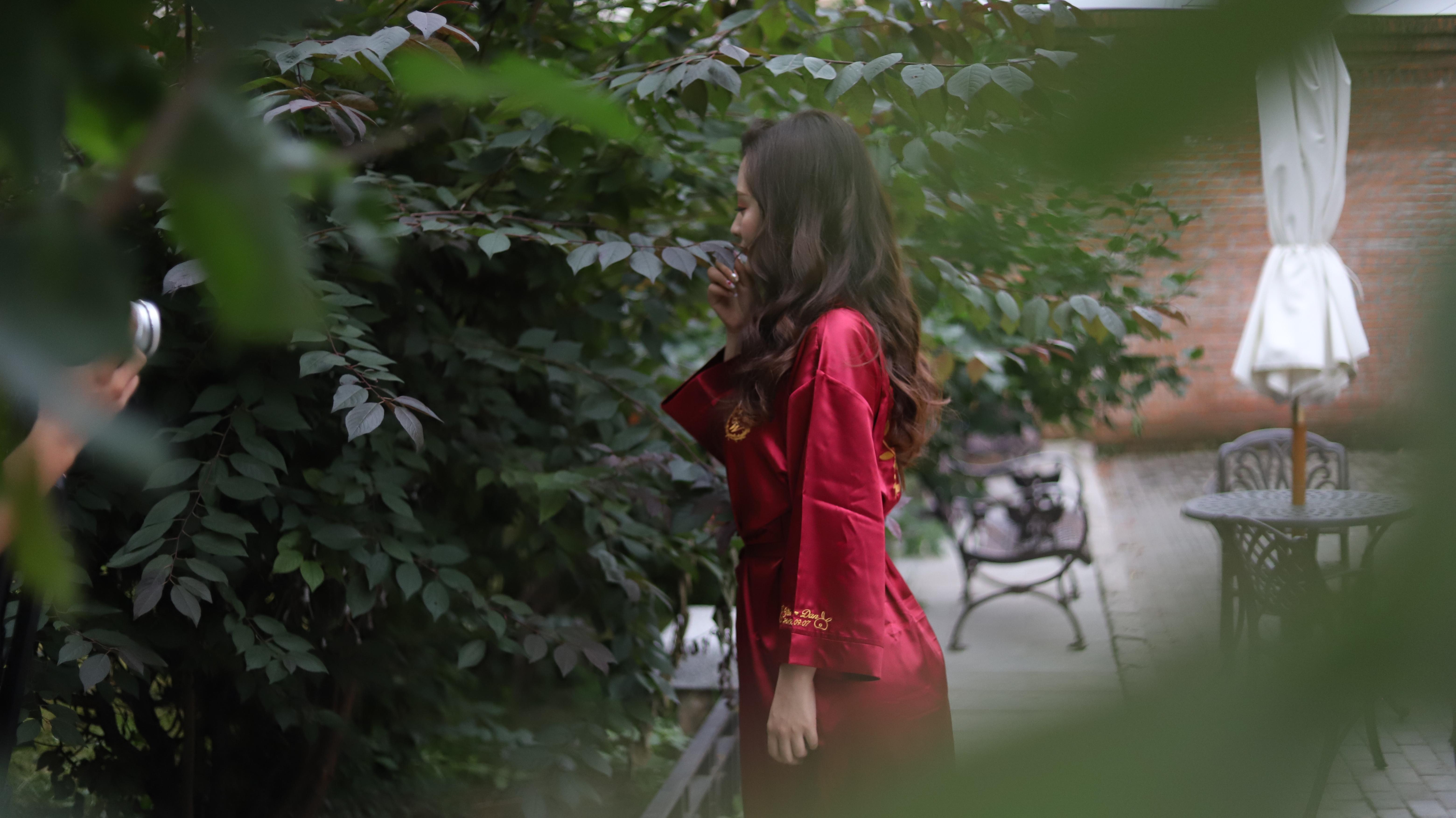 《红馆新娘》资深级化妆师----楠楠老师