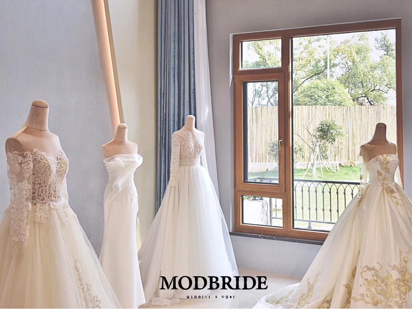 MODBRIDE慕白国际婚纱集成馆