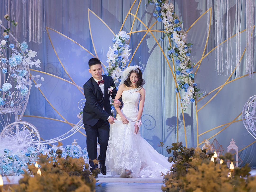 婚礼求婚领证摄影摄像跟拍首席单机可加晨袍私房摄影