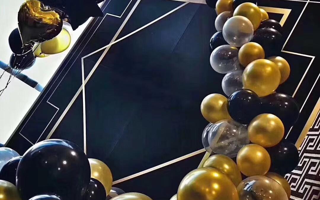 7克拉 黑金简约温馨主题宴会
