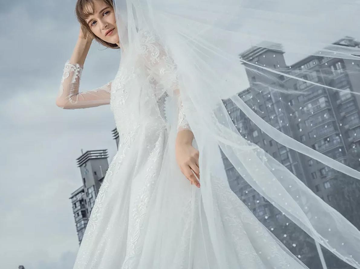 【轻奢套系】主纱+手绣马来袍+敬酒服+中式饰品