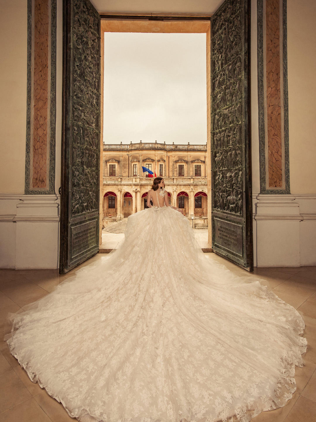 【限时抢】全场免费试纱 婚纱+礼服+中式+跟妆