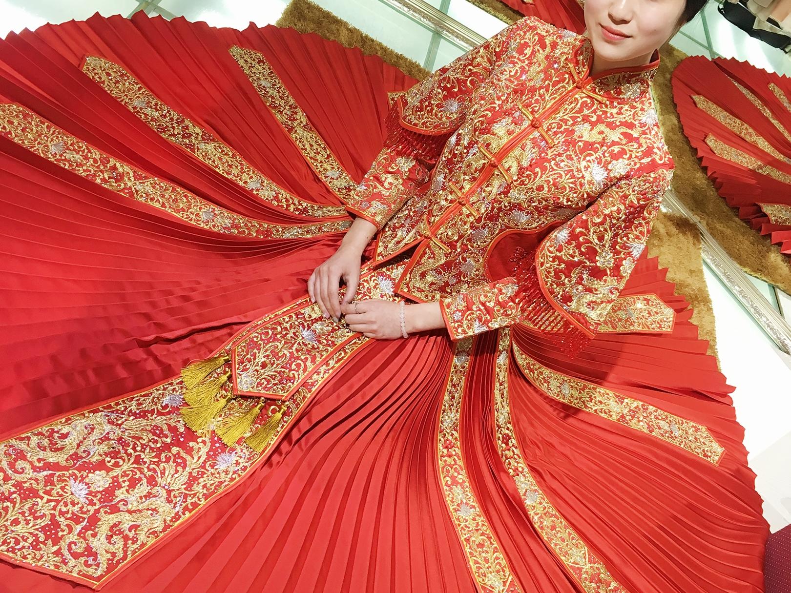 阳泉婚纱礼服租赁奢华拖尾套餐