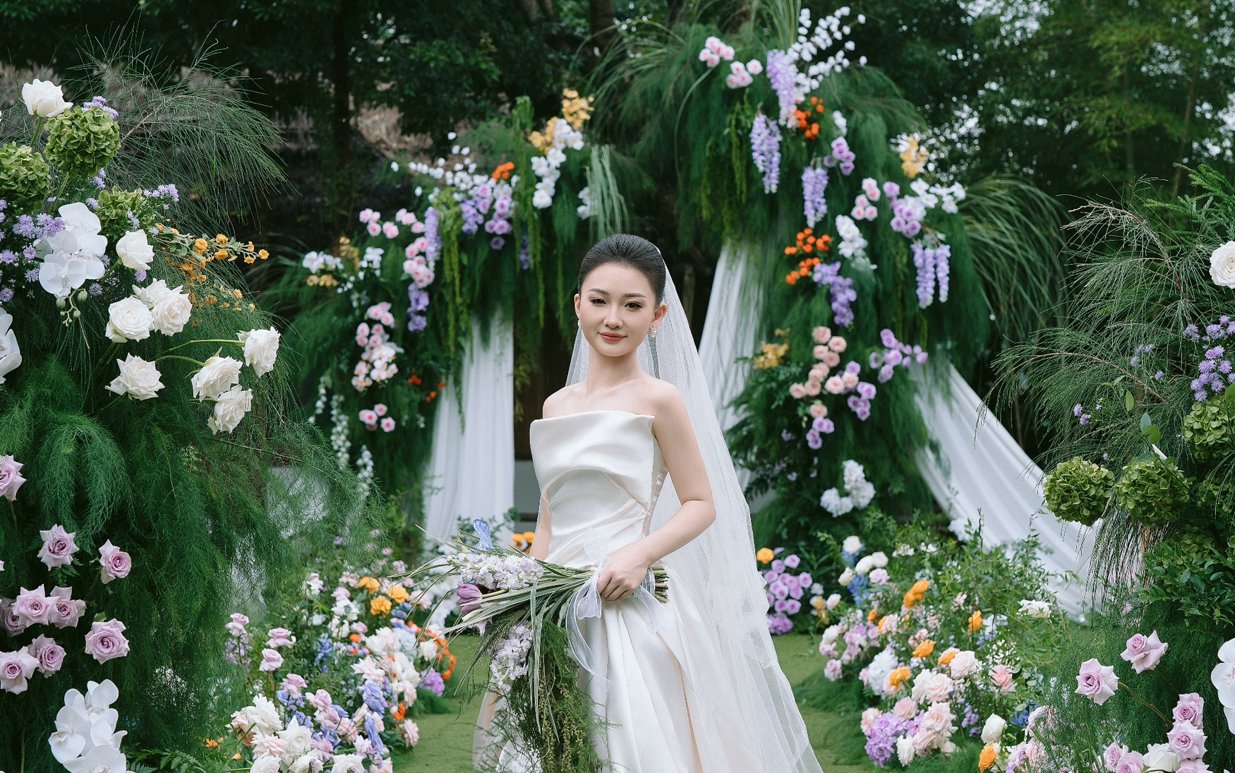 闯入森林花园 野趣户外婚礼太治愈啦！ 