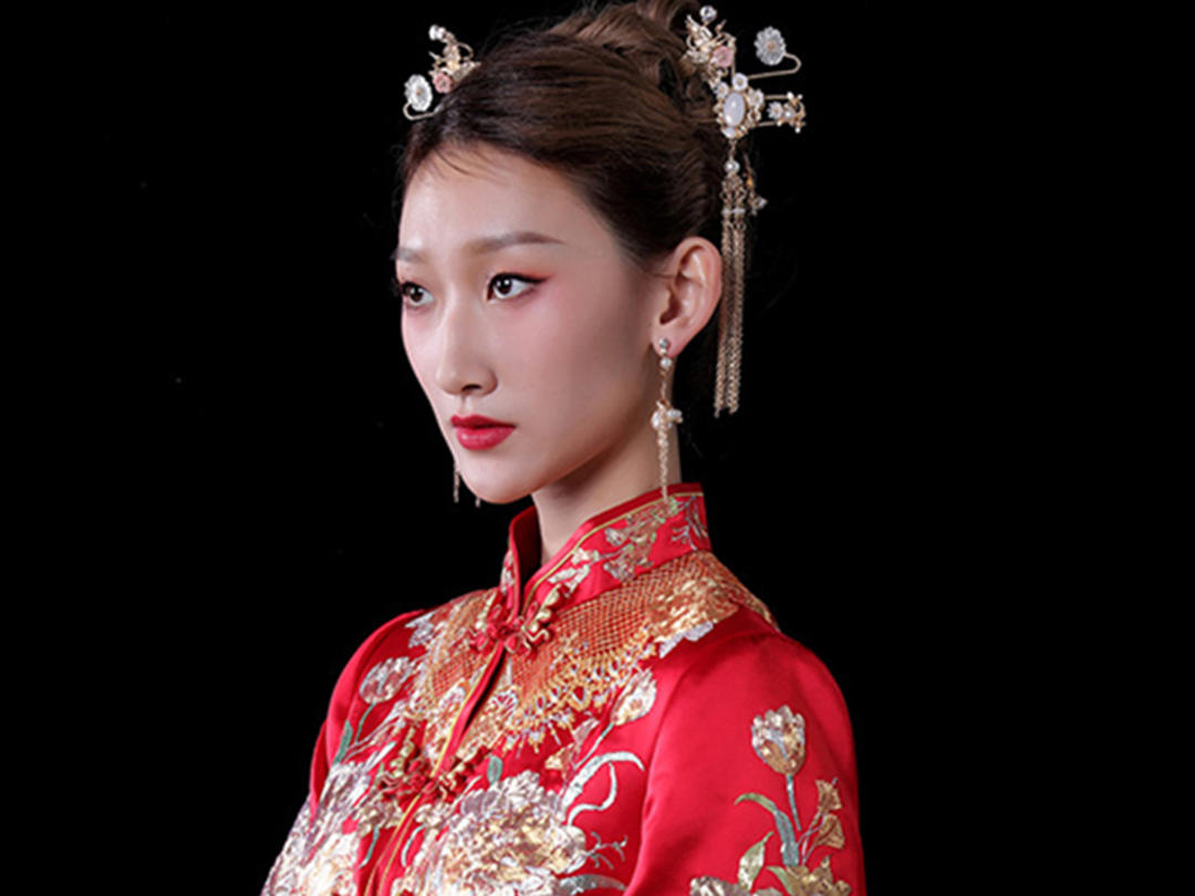 2019嫁日轻奢出门纱+主纱+敬酒服+跟妆套系