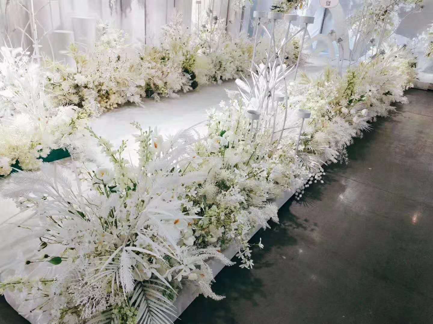 美满婚庆定婚庆送价值2000元婚庆大礼包