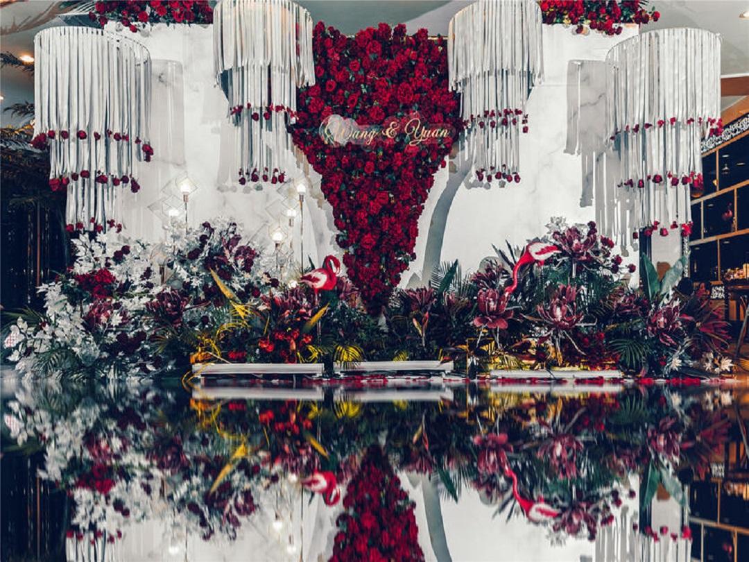 奢华红色个性西式定制婚礼