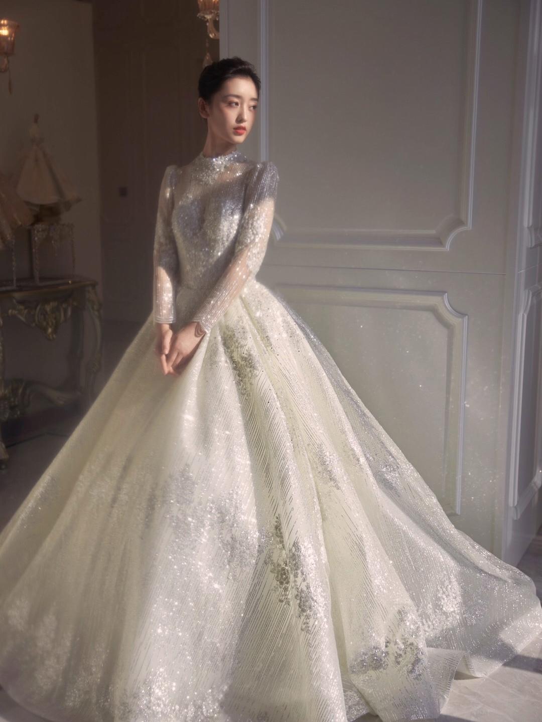 【初心新娘精选】婚纱礼服三件套+新娘跟妆套餐