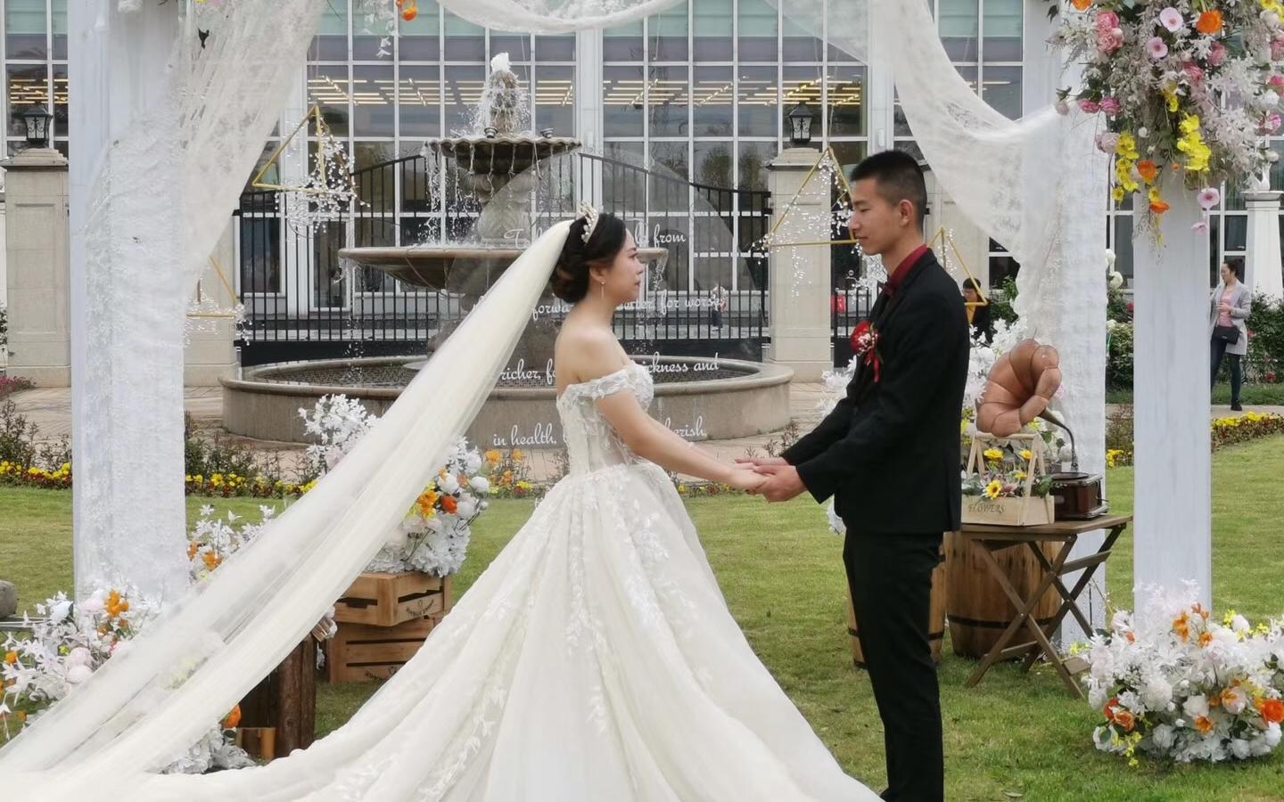 4.20日豆苗家室外婚礼