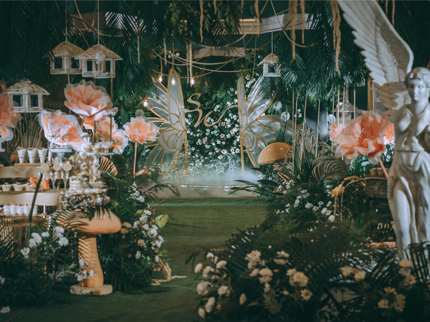 简约韩式白绿/极简秀场风