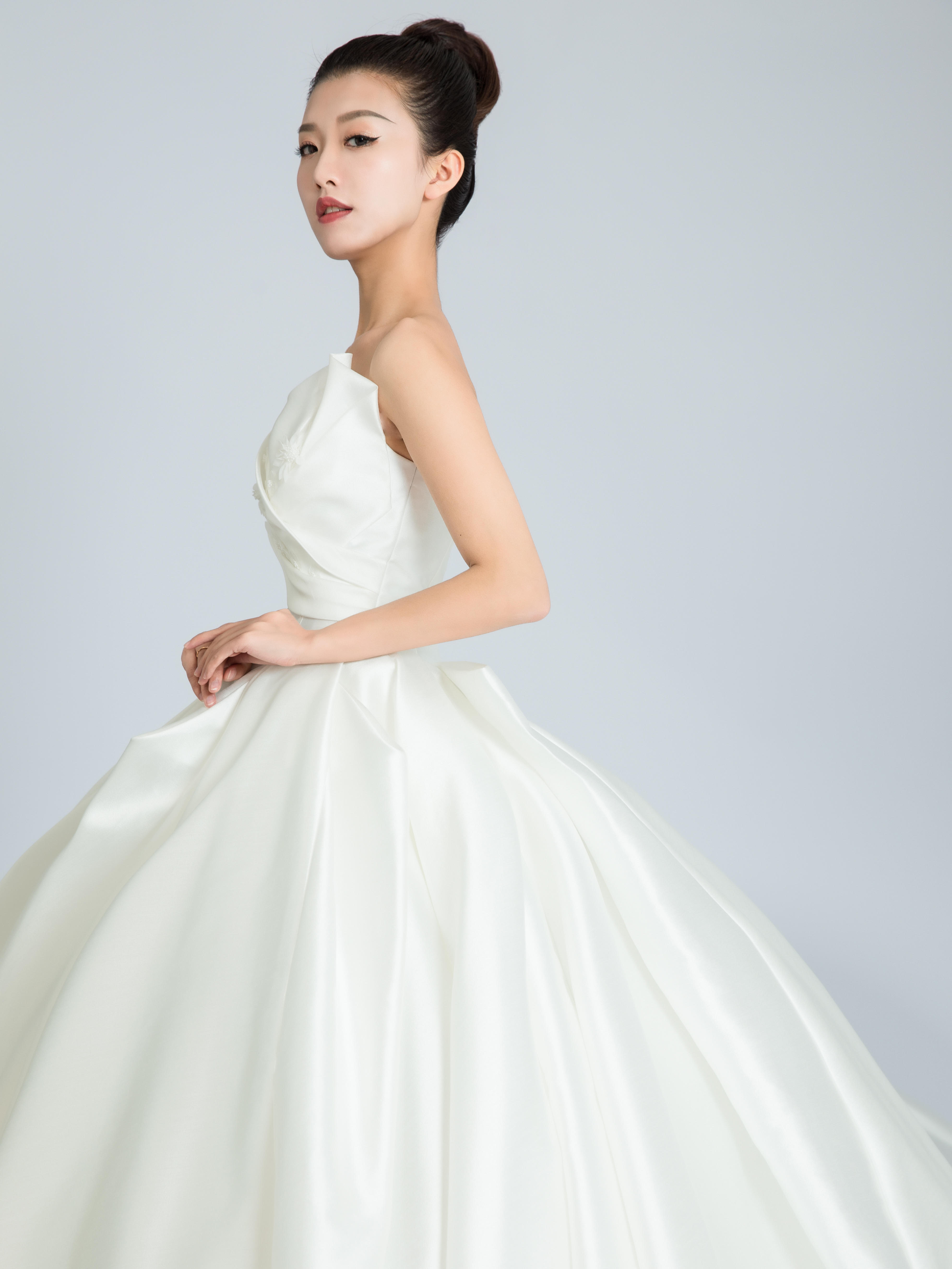 【超高性价比】精致婚纱租赁6件套系