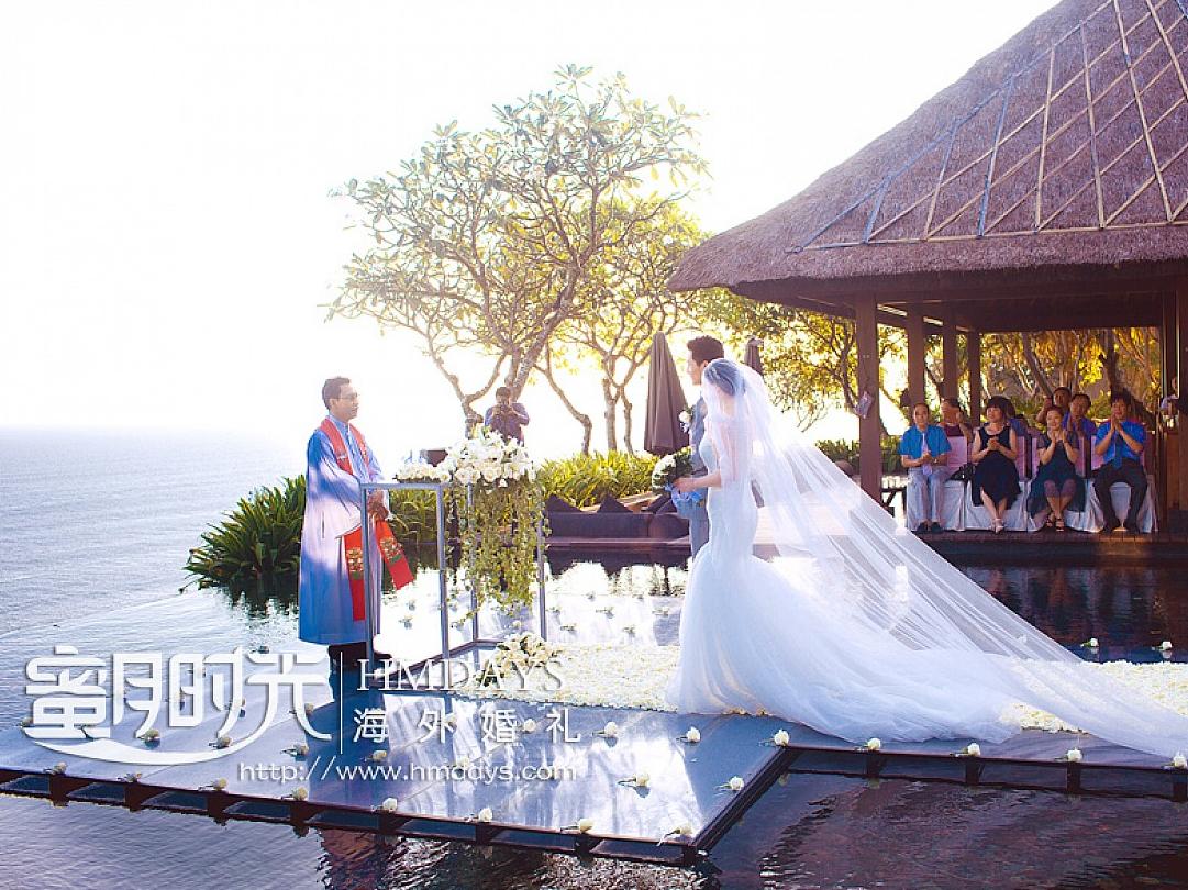蜜月时光-巴厘岛宝格丽水台婚礼（BVLGARI