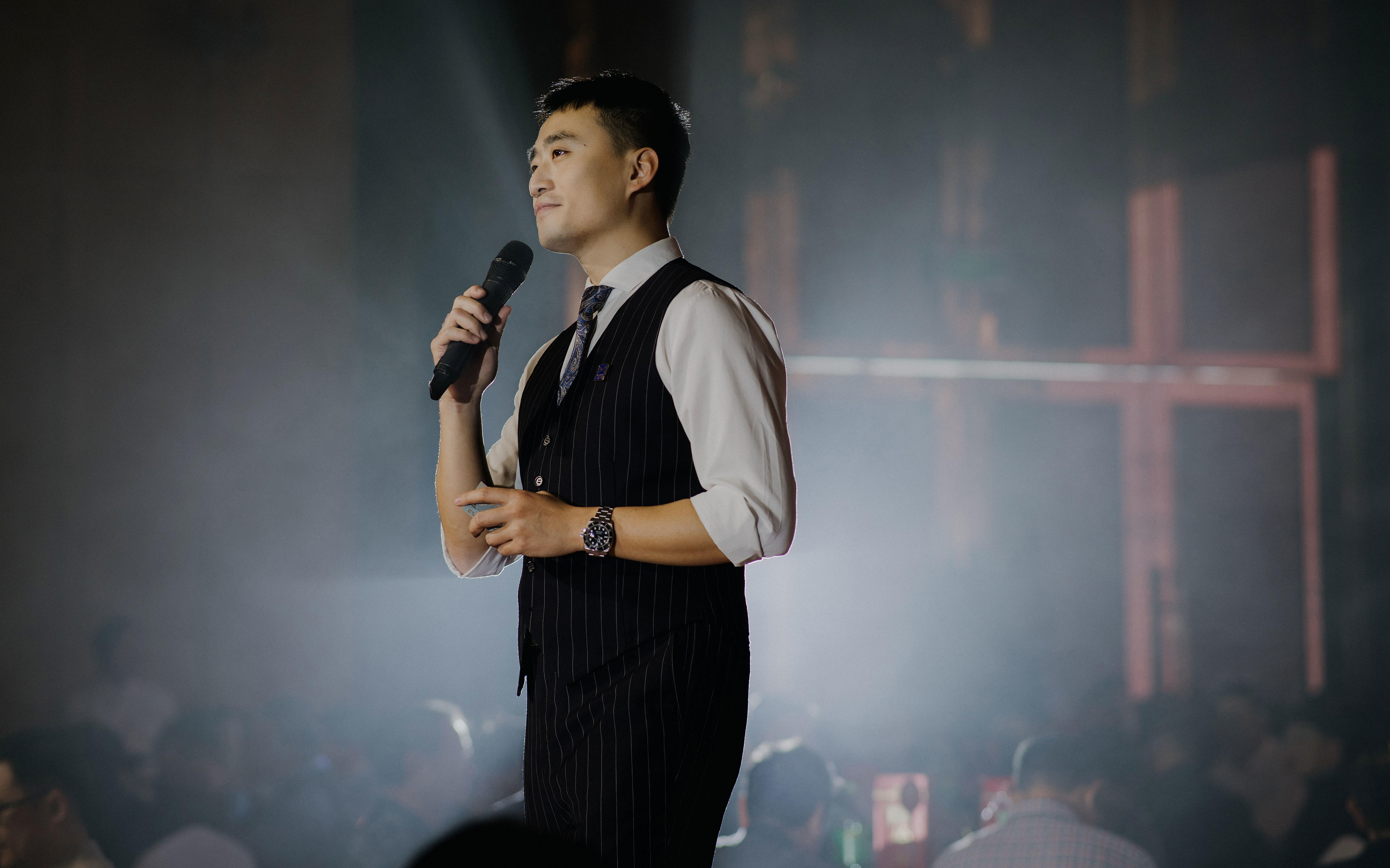 广宁【他学中文 量身定制】 私信请留WX/TEL