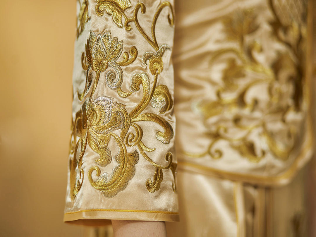 【White白岛定制婚纱礼服】中式秀禾*超值租赁