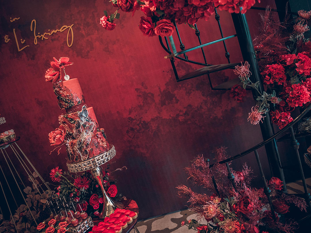 【冬季】奢华吊顶大气红色主题 订单送定制手捧花