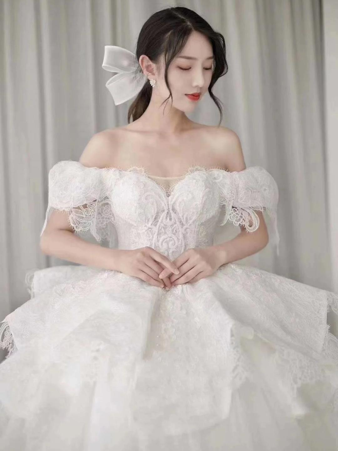 【爱嫁】品质婚纱显瘦大拖尾套餐  送伴娘服