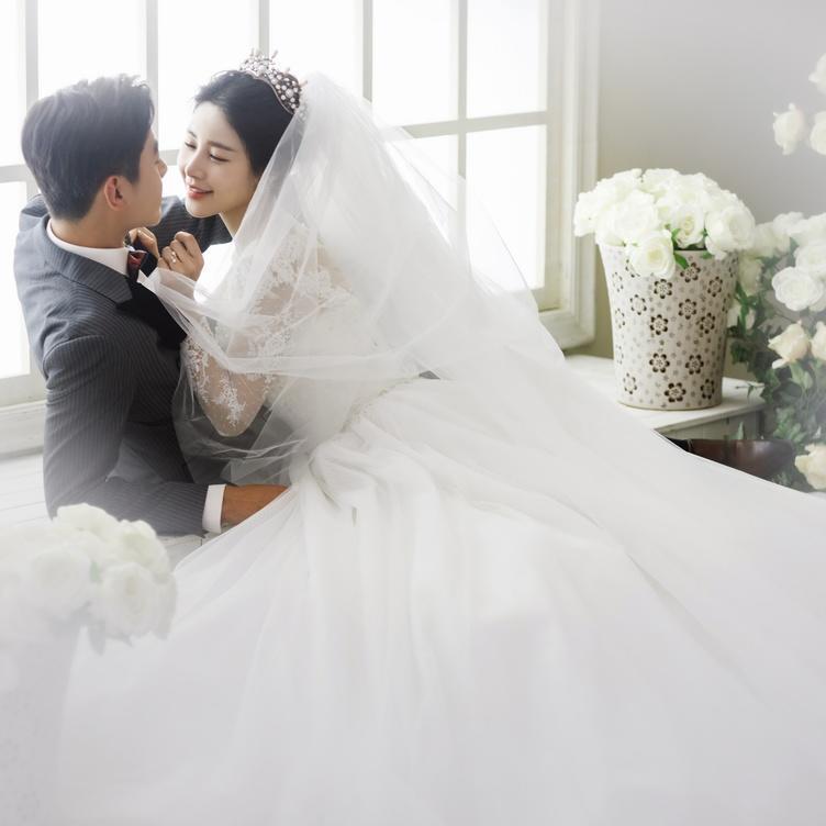 【好莱坞摄影工作室】家居风主题婚纱照      